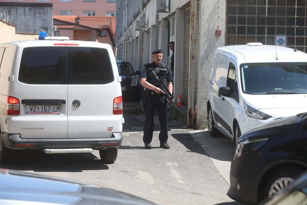 Srđana Mlađana dovode na sud