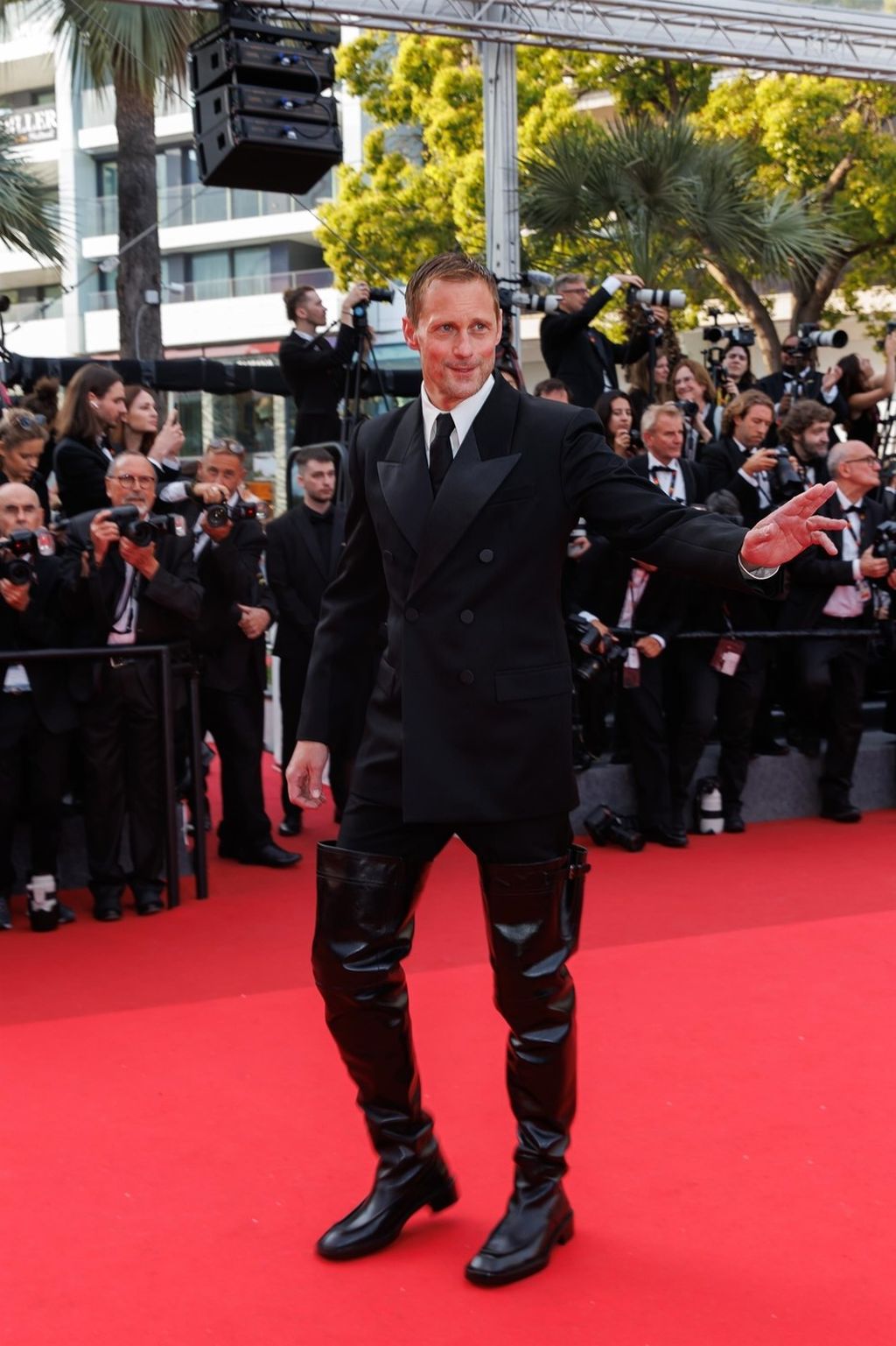 Alexander Skarsgard - 6