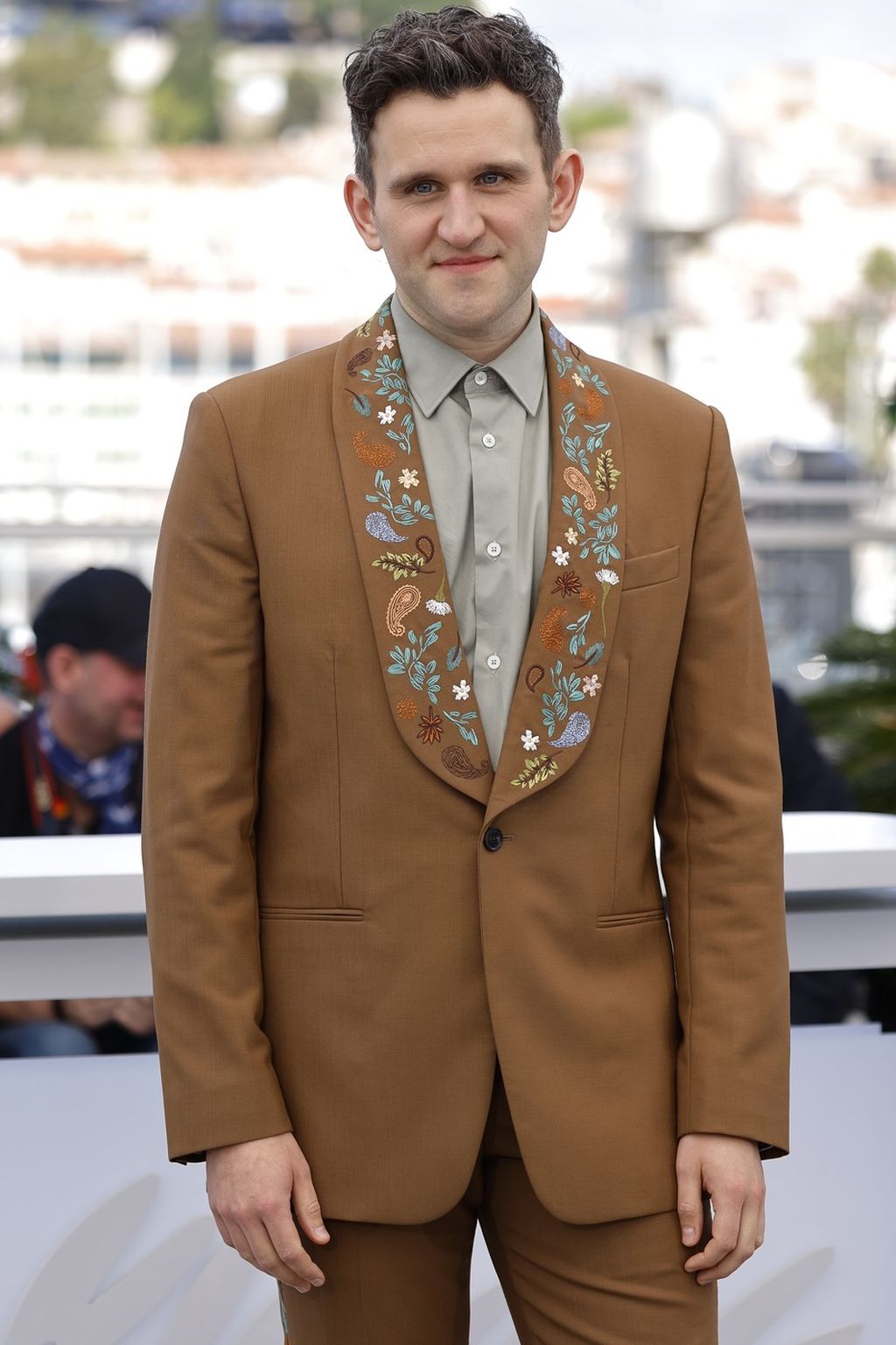 Harry Melling - 16