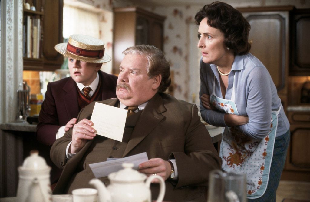 Harry Melling - 20