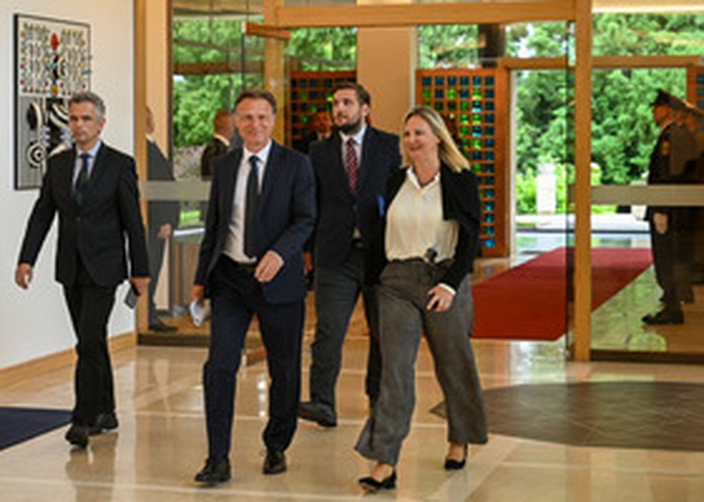 Sjednica Vijeća za obranu - 4