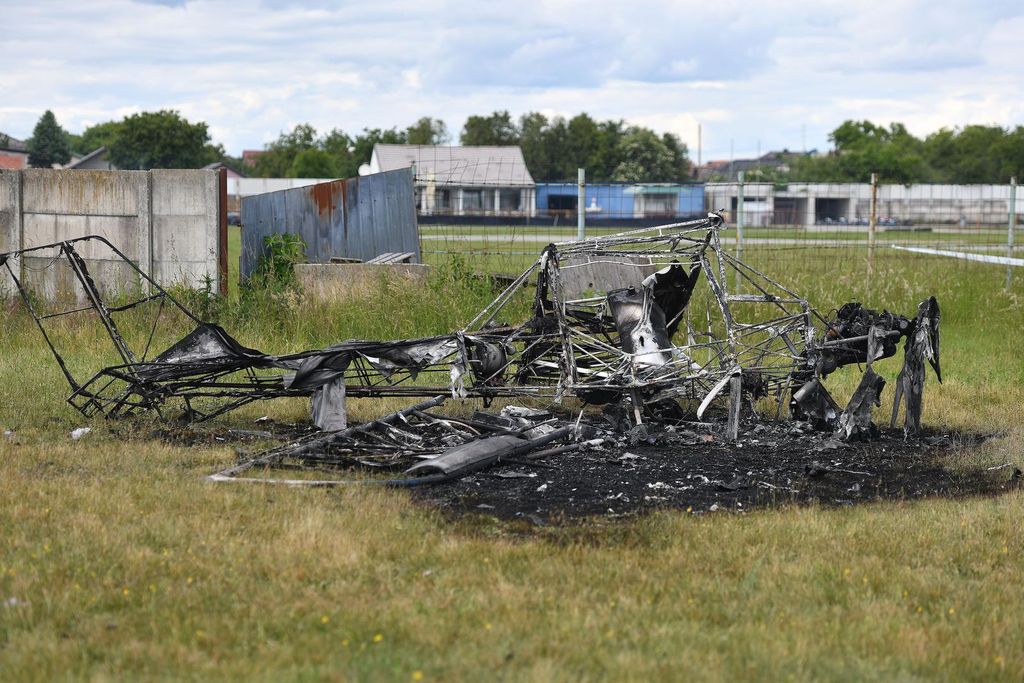 Na aerodromu u Pribislavcu izgorio avion - 1