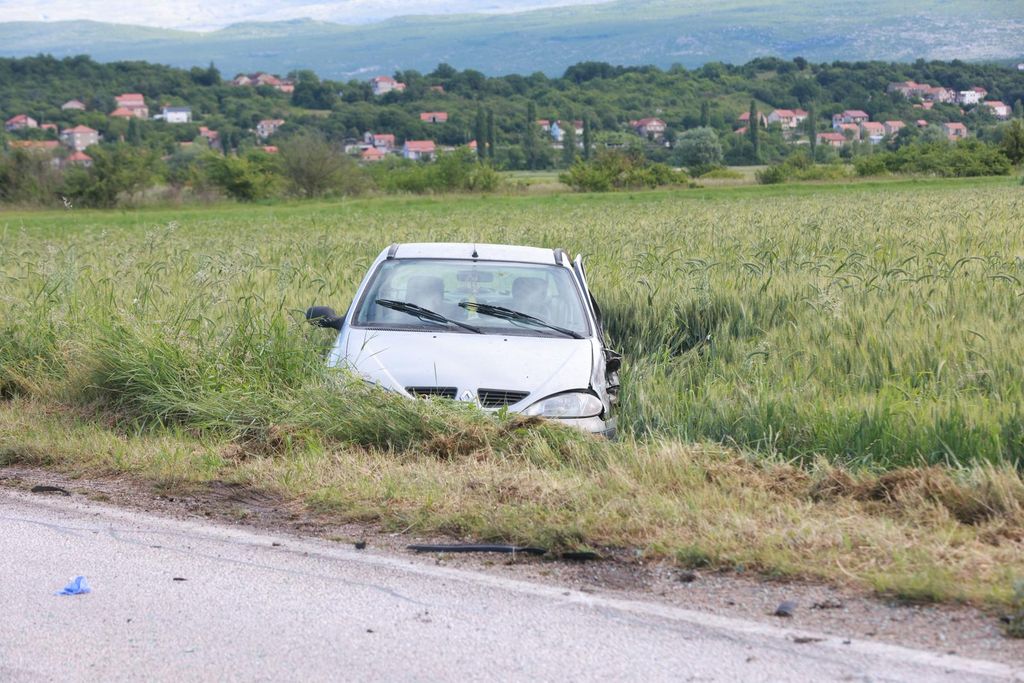 Teška prometna nesreća u Sinju