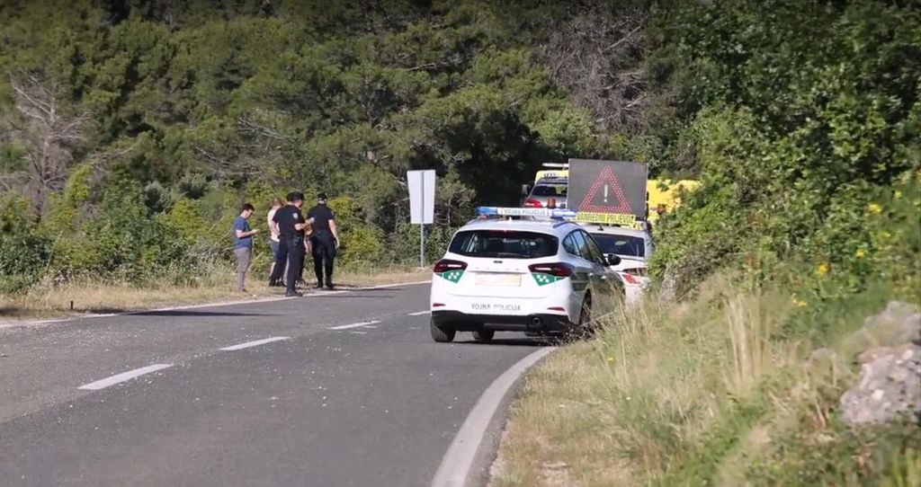 Sudar autobusa i osobnog automobila - 3