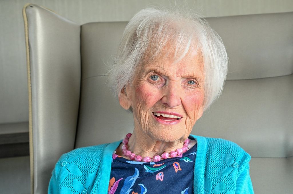 Joan Partridge - 6