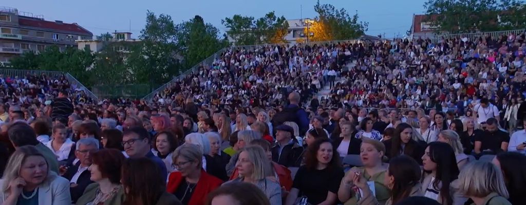 Oproštajni koncert Tereze Kesovije - 1