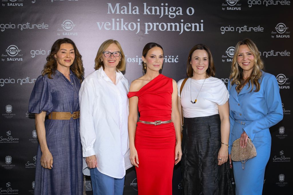 Josipa Pavičić predstavila je svoju novu knjigu 'Mala knjiga o velikoj promjeni', koja se bavi problemima menopauze - 5