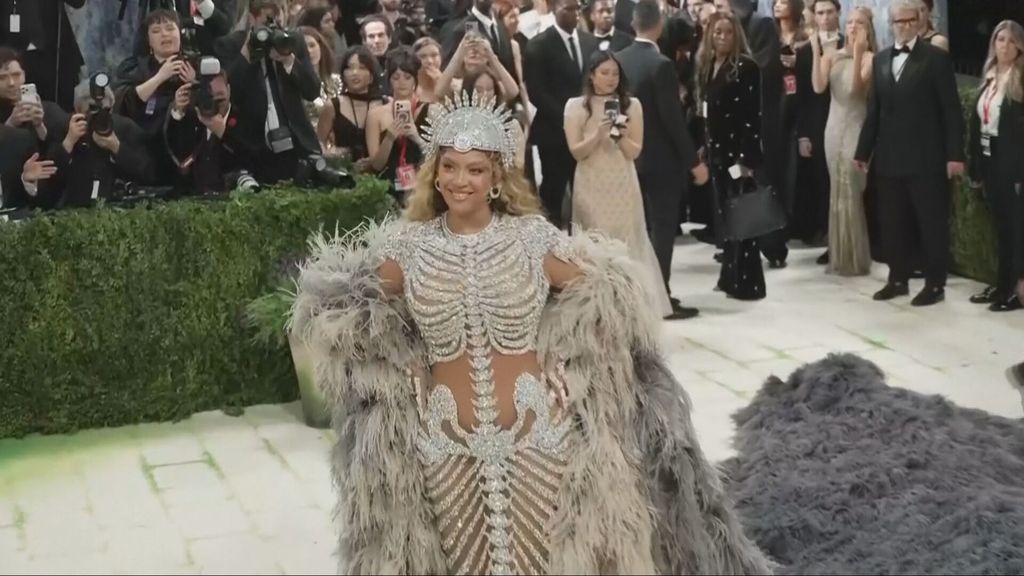 In Magazin: Met Gala - 9