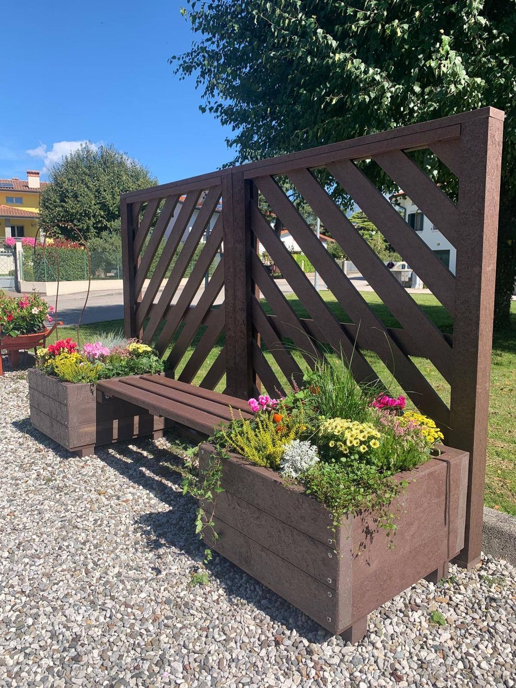 ECOSTREET – RECIKLIRANI PLASTIČNI PROIZVODI