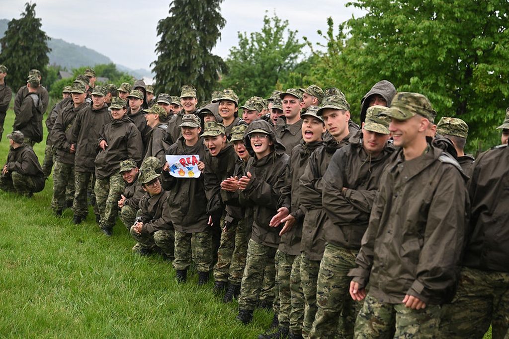 Prvi naraštaj ročnika završio temeljnu vojnu obuku - 7