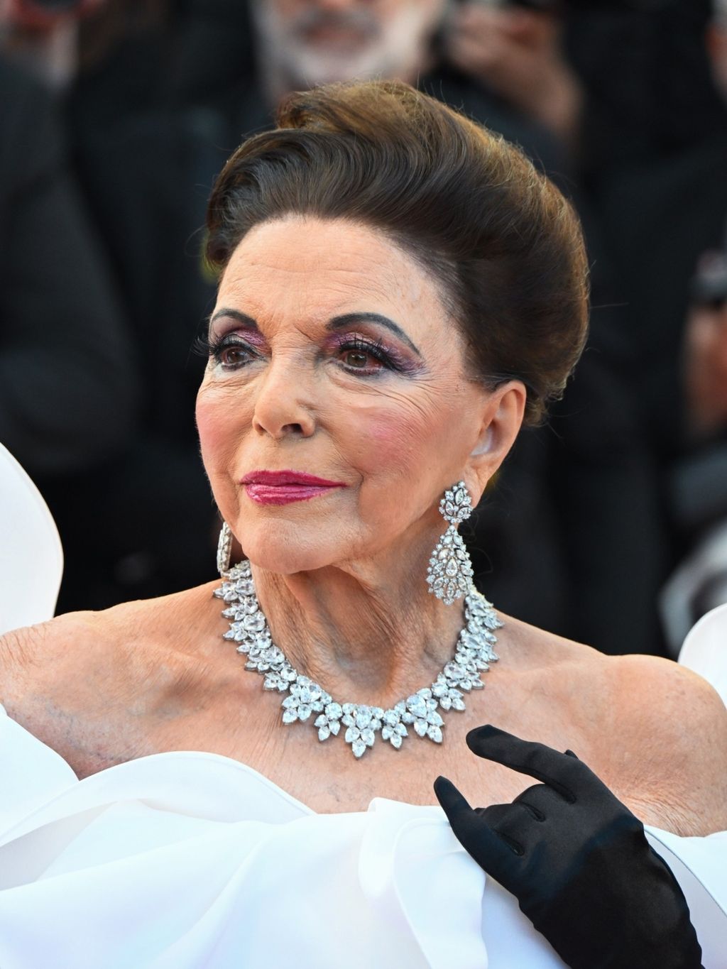 Joan Collins na 79. Festivalu u Cannesu
