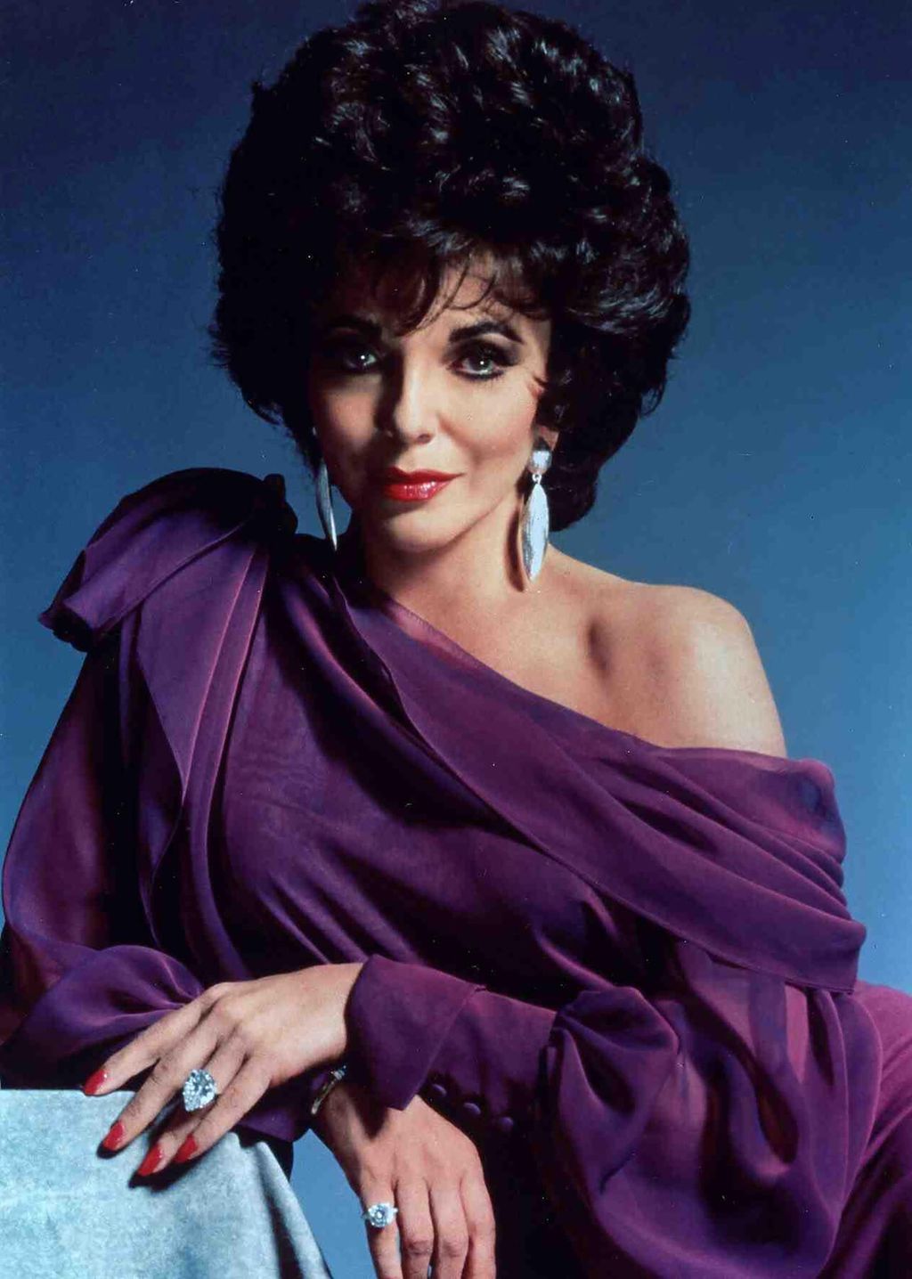 Joan Collins - 4