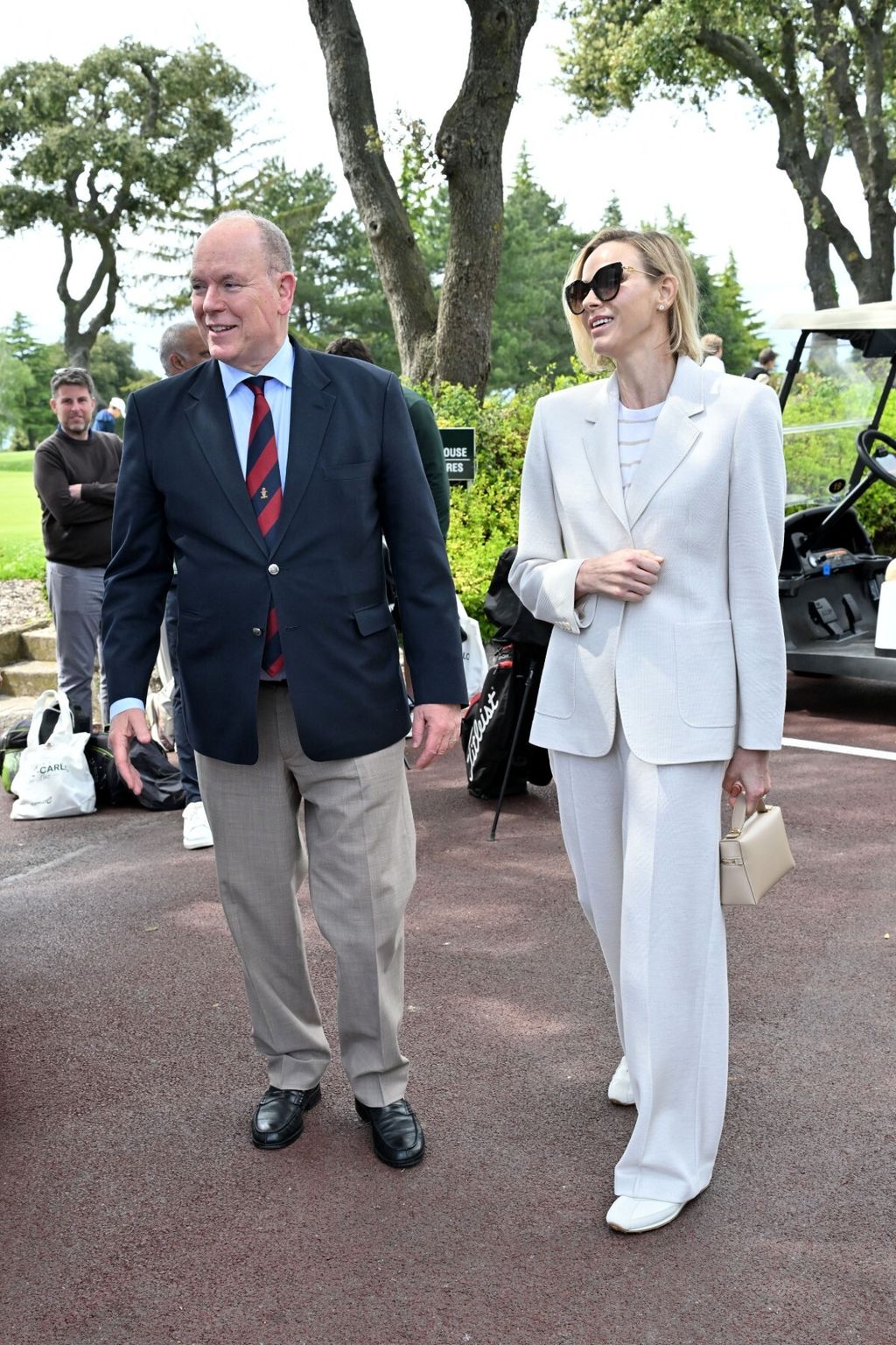 Princeza Charlene u odijelu i tenisicama
