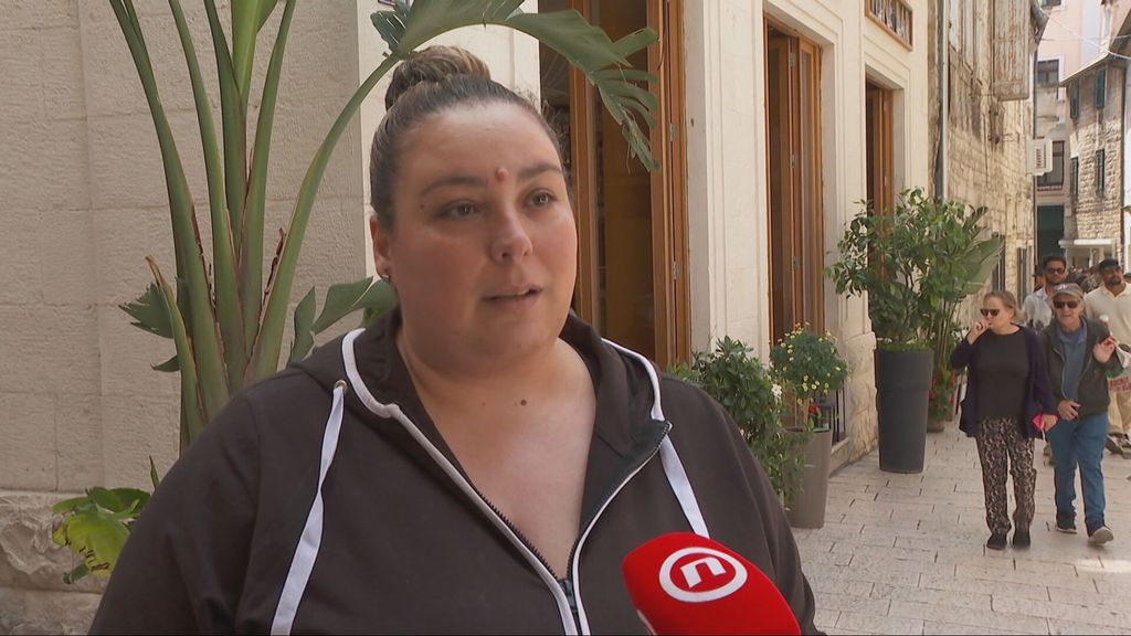 Alkoholizirani turisti u Splitu - 2