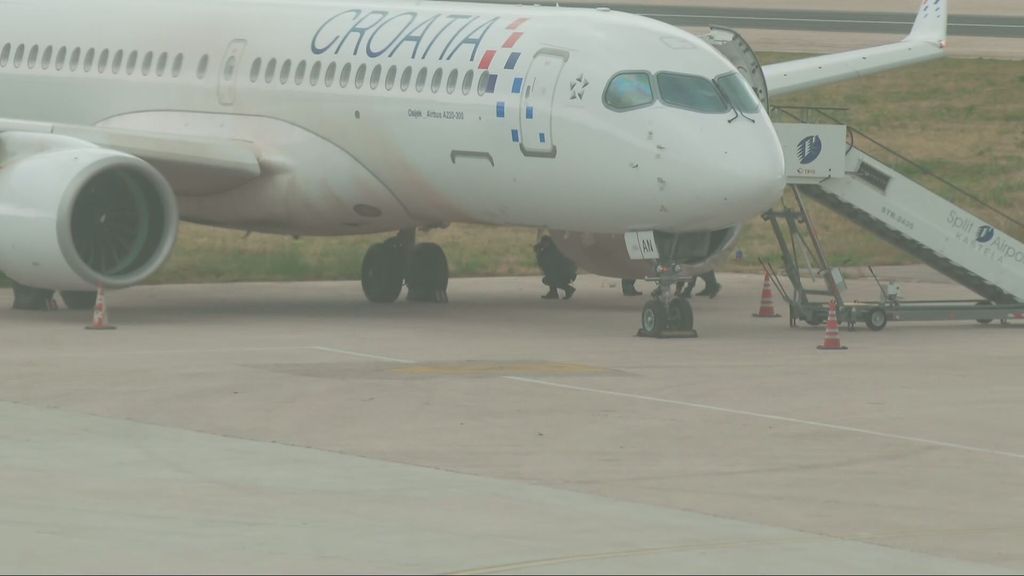 Avion sletio sa staze - 1