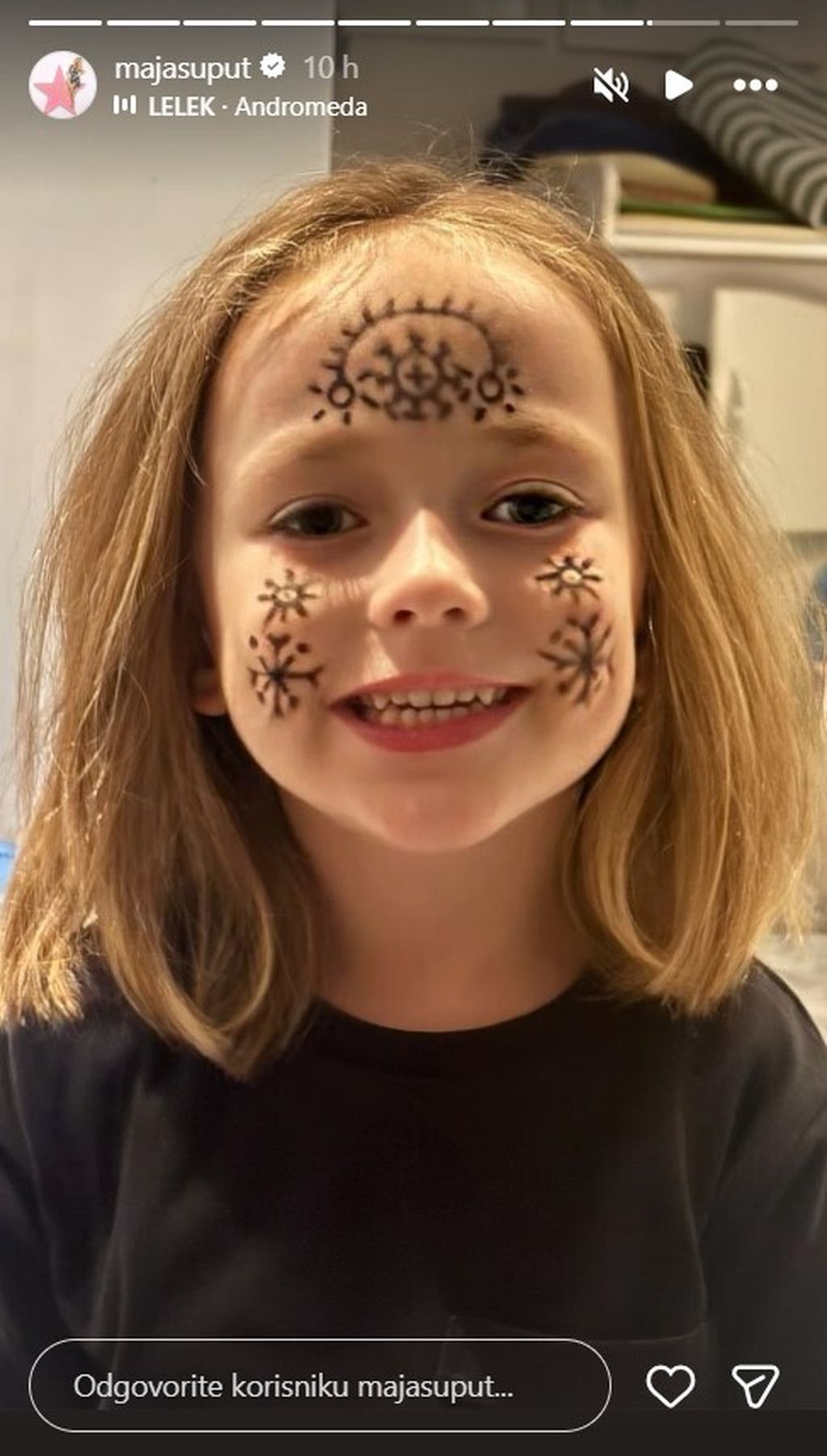 Maja Šuput na Instagramu, Bloom Tatarinov
