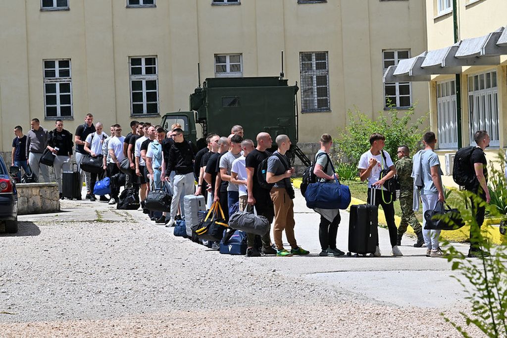 Vojno osposobljavanje - 6