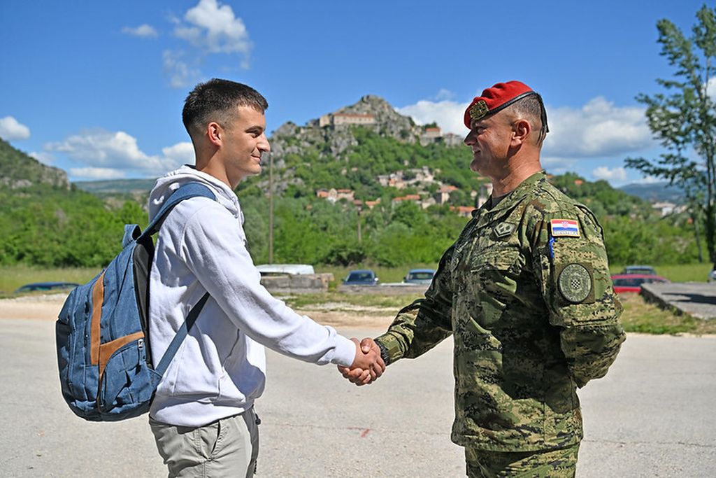Vojno osposobljavanje - 6