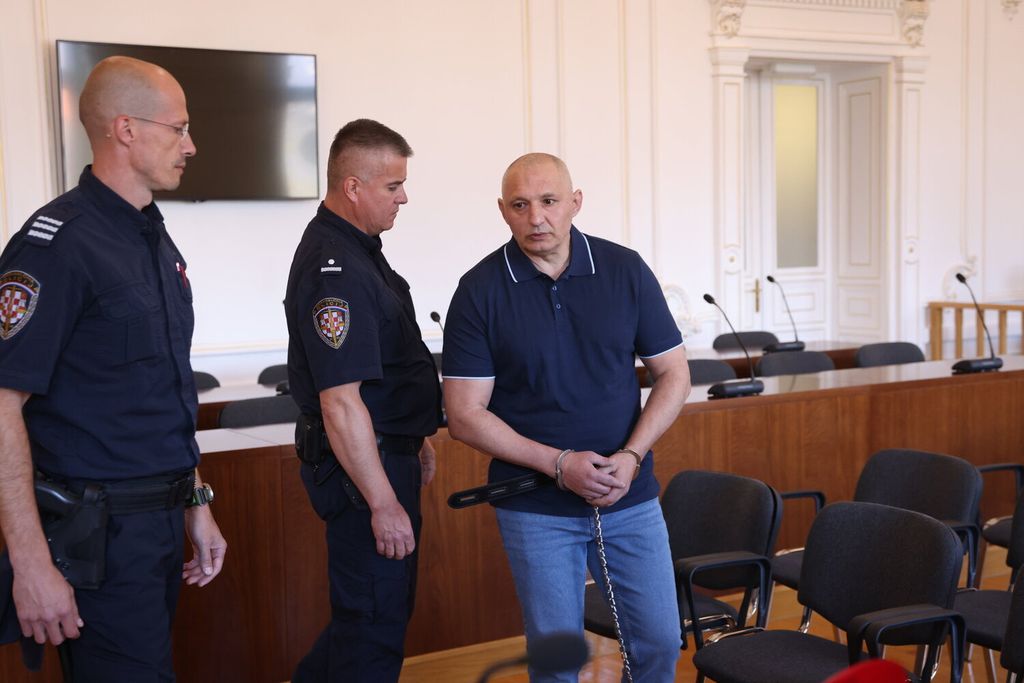 Početak suđenja Robertu Rederu - 23