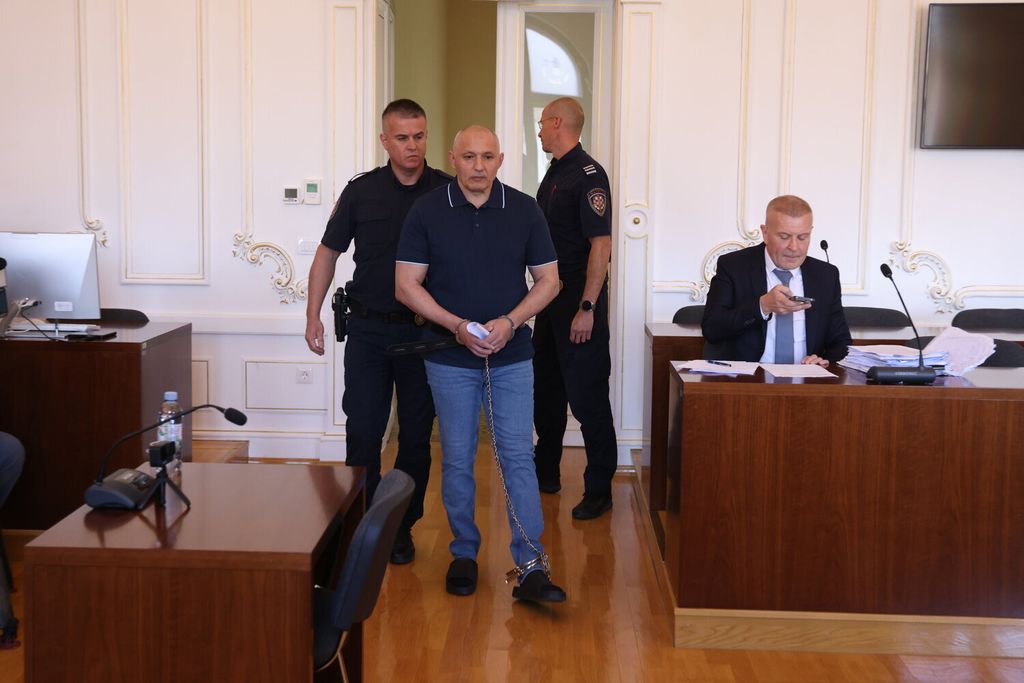 Početak suđenja Robertu Rederu - 23