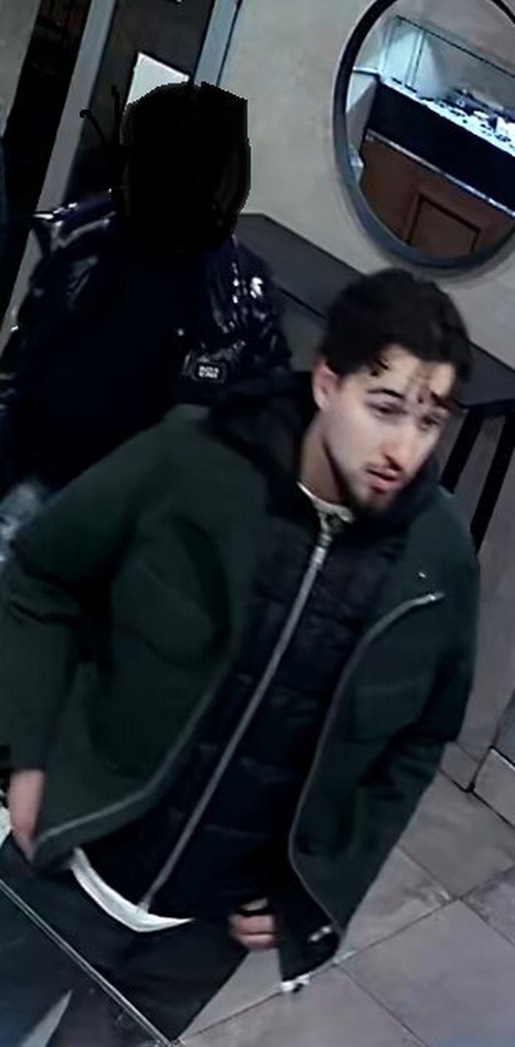 Policija traži muškarce