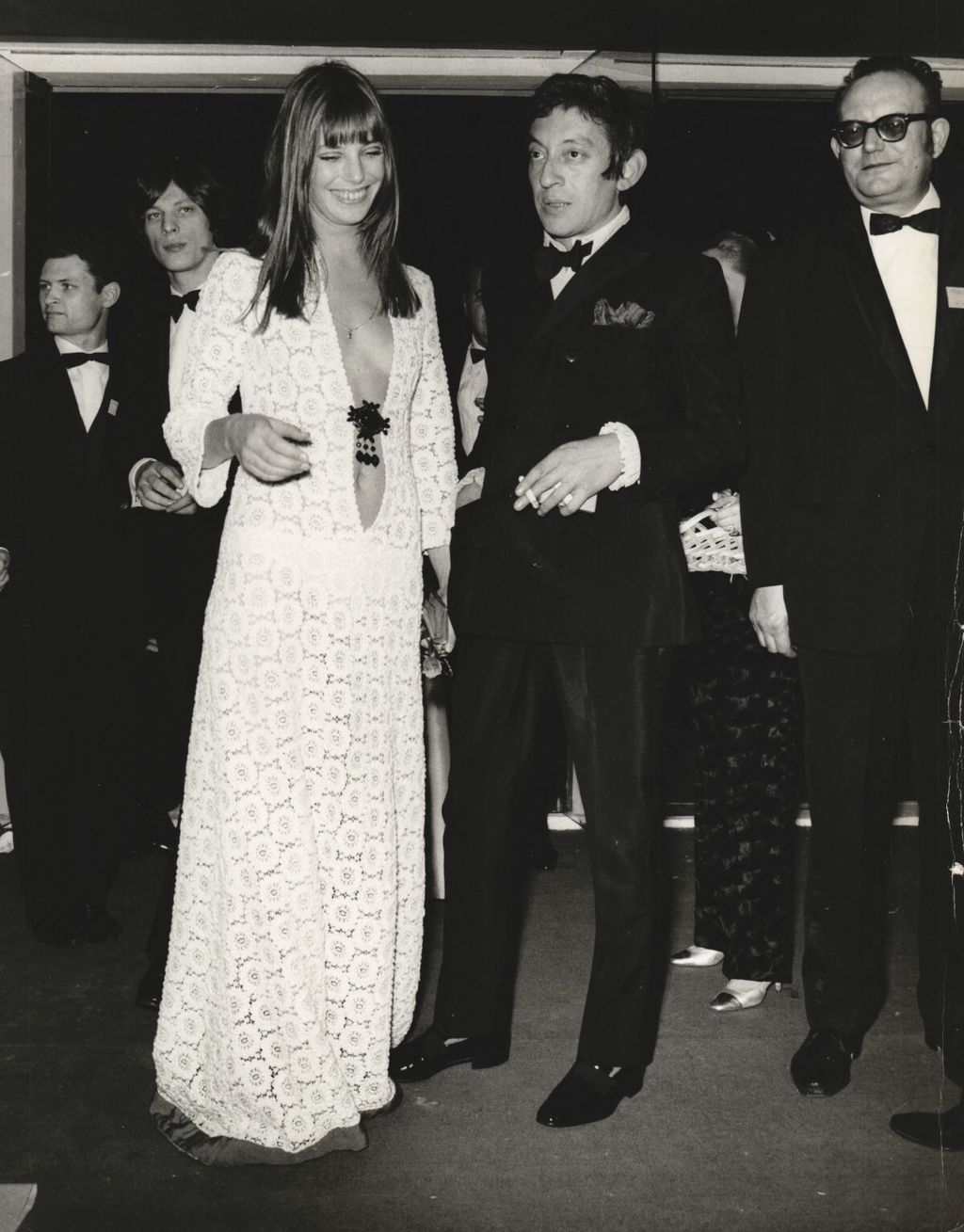 Jane Birkin u haljini dubokog dekoltea u Parizu 1969. godine