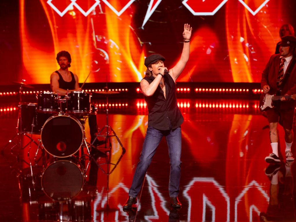 Iva Ajduković kao ACDC - 1