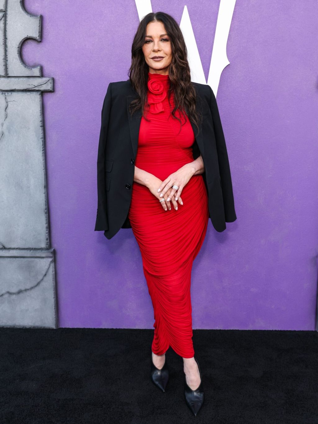 Catherine Zeta-Jones u haljini Magde Butrym u Los Angelesu 2026. - 4