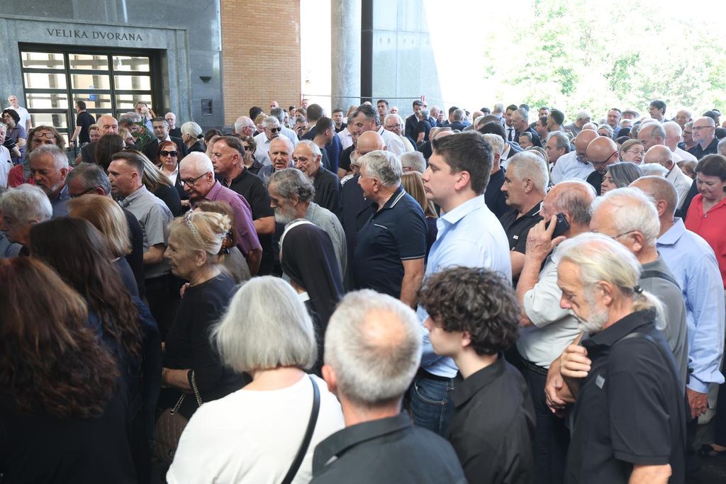 Posljednji ispraćaj Julienne Bušić