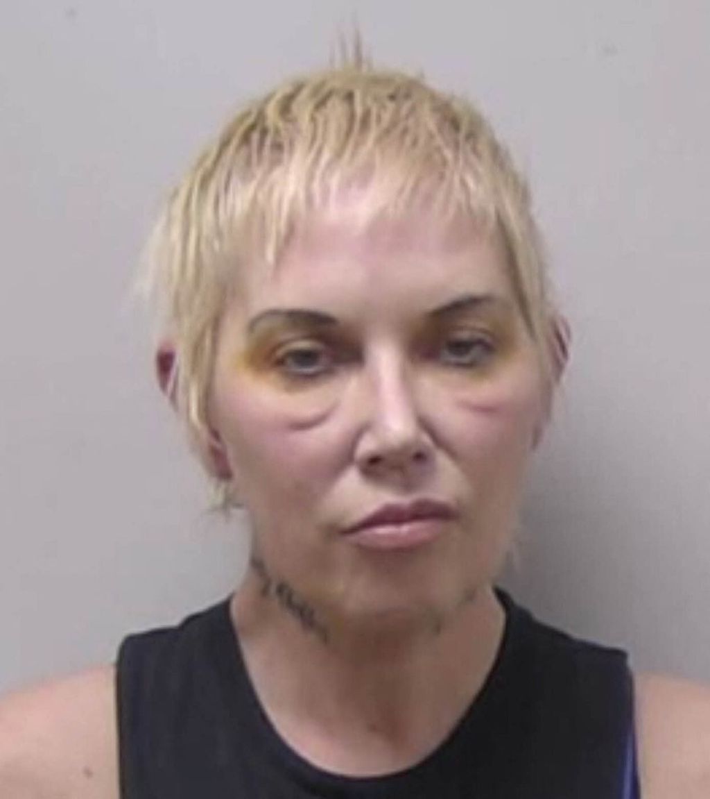 Kim Mathers - 3