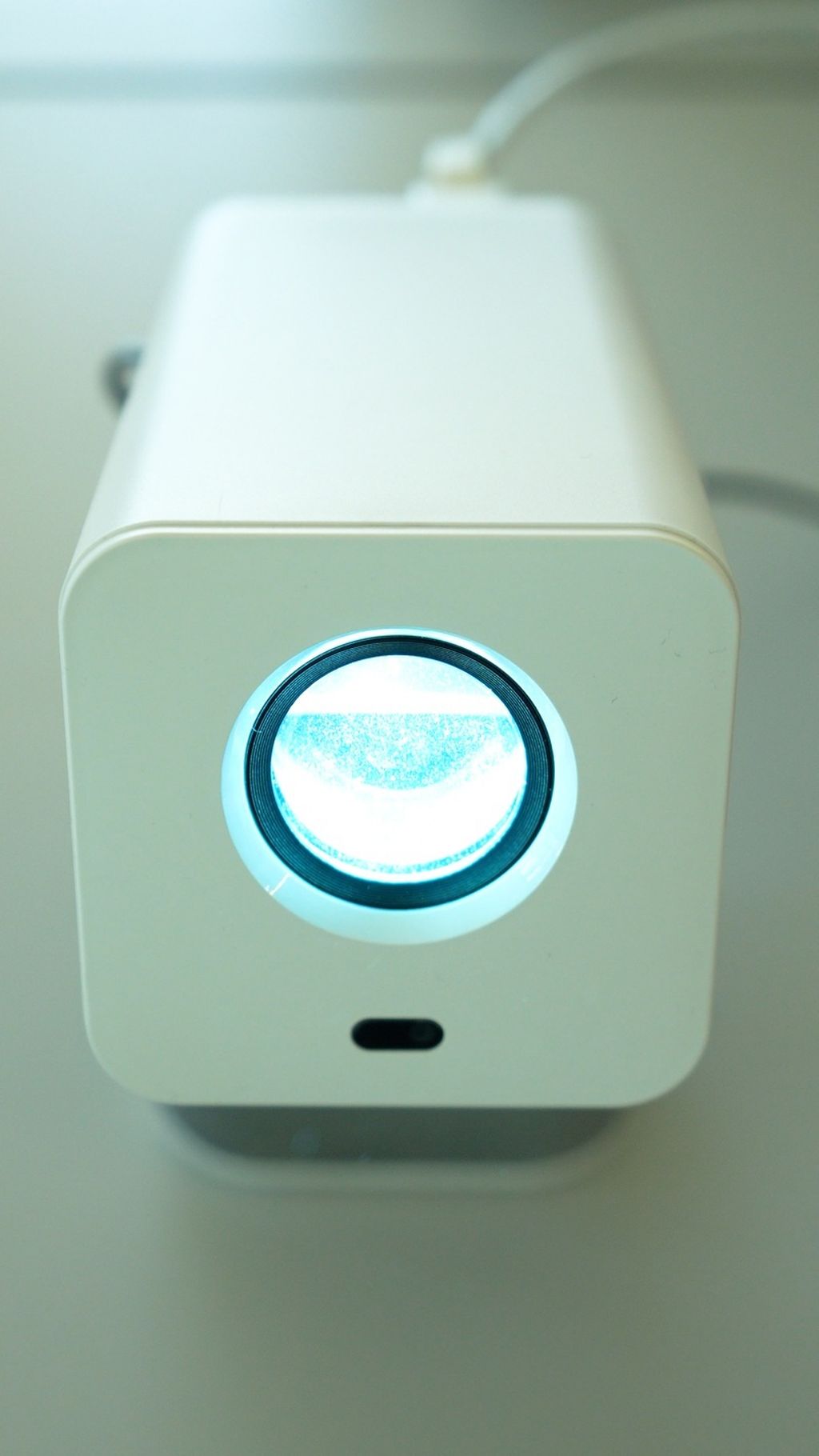 WATA projektor - 2