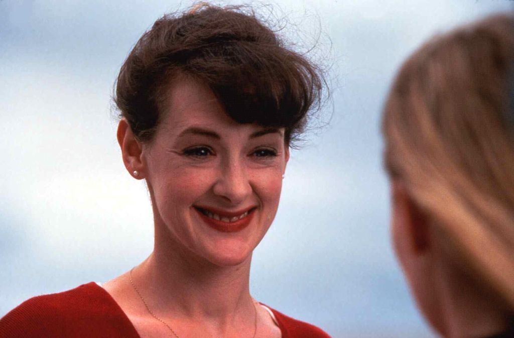 Joan Cusack - 7