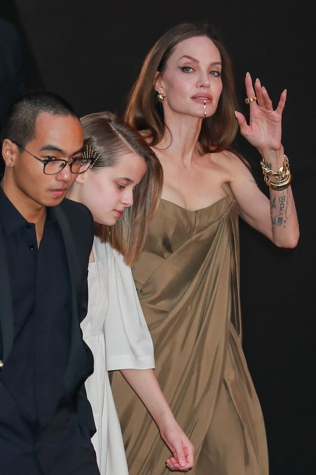 Maddox Jolie - 4