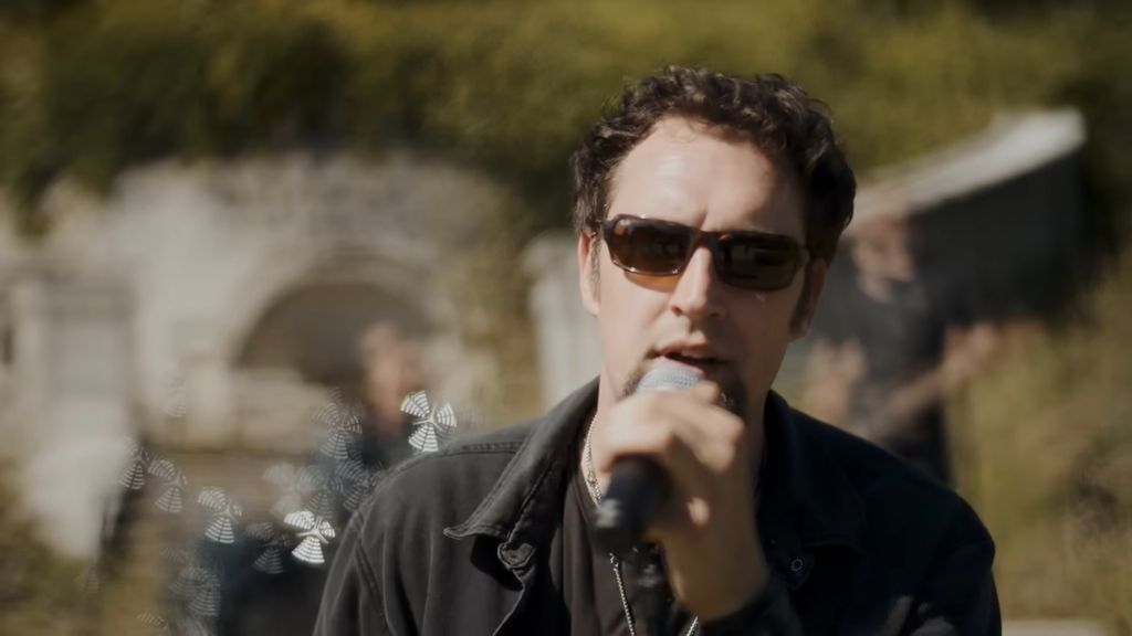 Zoran Mišić - 6