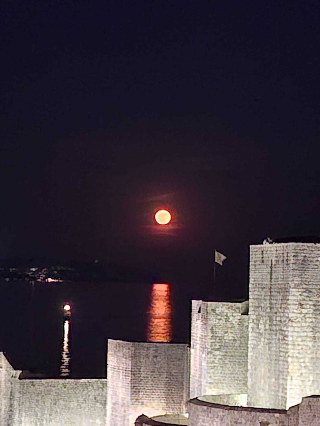 Mjesec crvene boje u Dubrovniku - 4