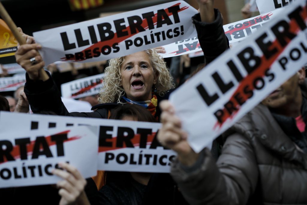 750.000 prosvjednika traži slobodu za katalonske dužnosnike (Foto: AFP)