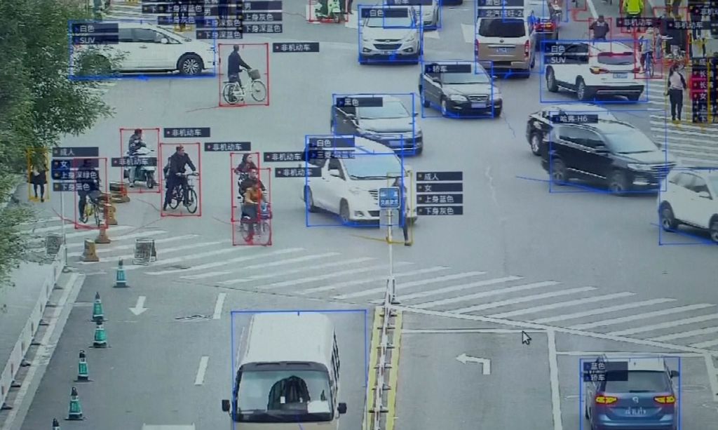 Nadzor u Kini (Foto: Screenshot/Reuters)