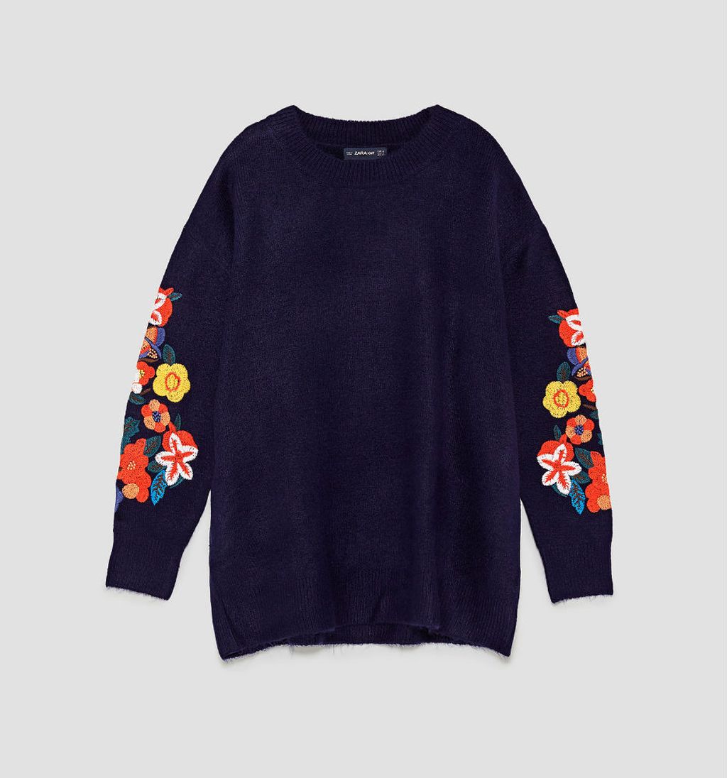 Puloveri s cvjetnim motivima iz trgovina - 6