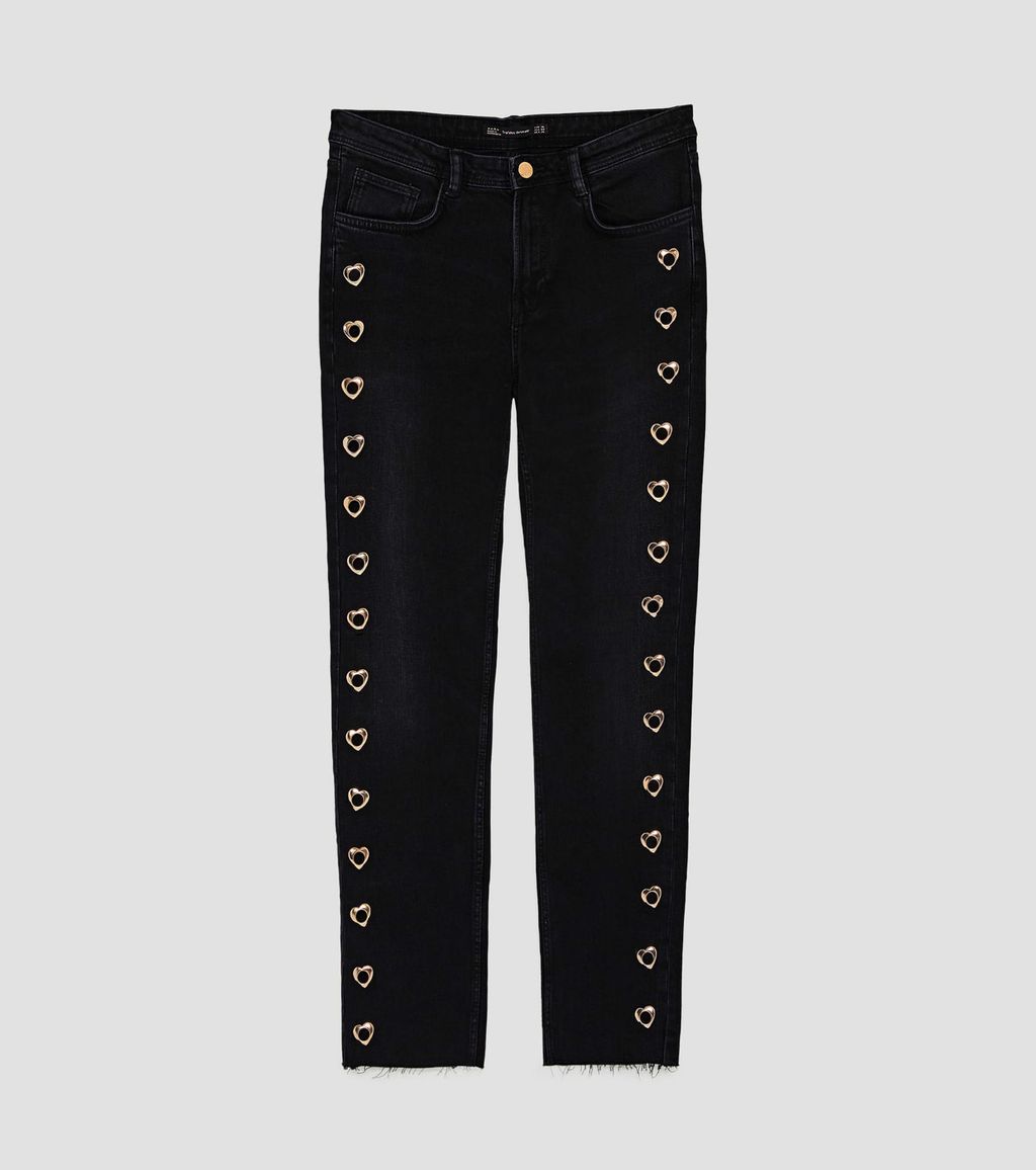 Brineta iz centra Zagreba u Zarinim trapericama ukrašenima upečatljivim detaljem - 3