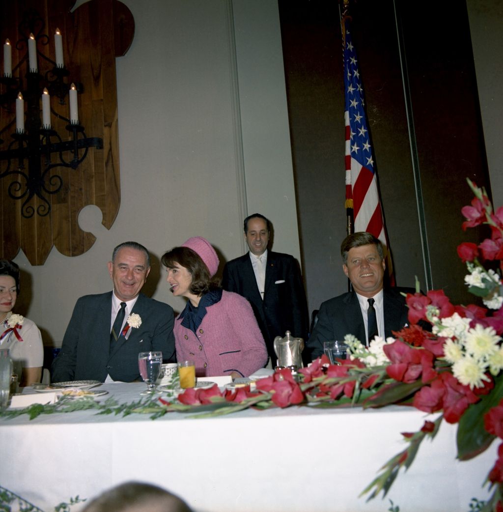 Lyndon B. Johnson, Jacqueline Kennedy i John F. Kennedy