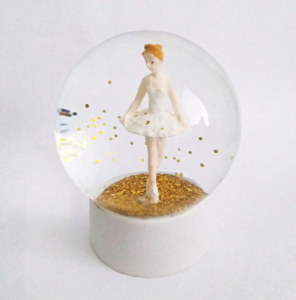 Balerina će uljepšavati dom tijekom cijele godine, a cijena joj je 44,99 kuna