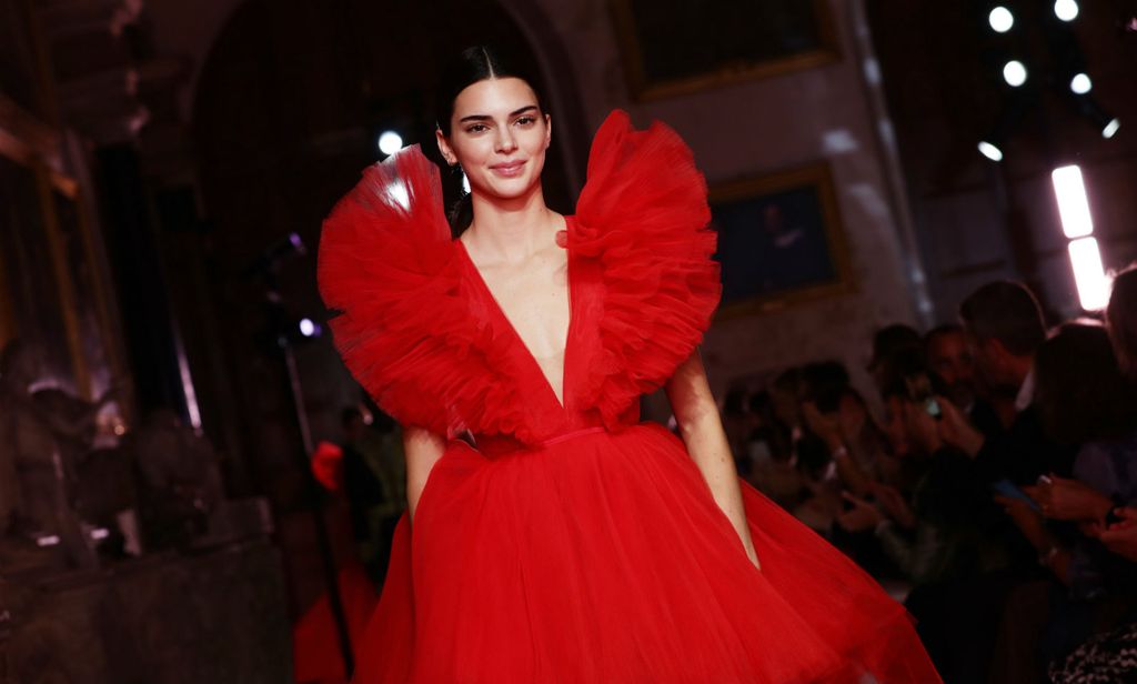 Manekenka Kendall Jenner u popularnoj haljini