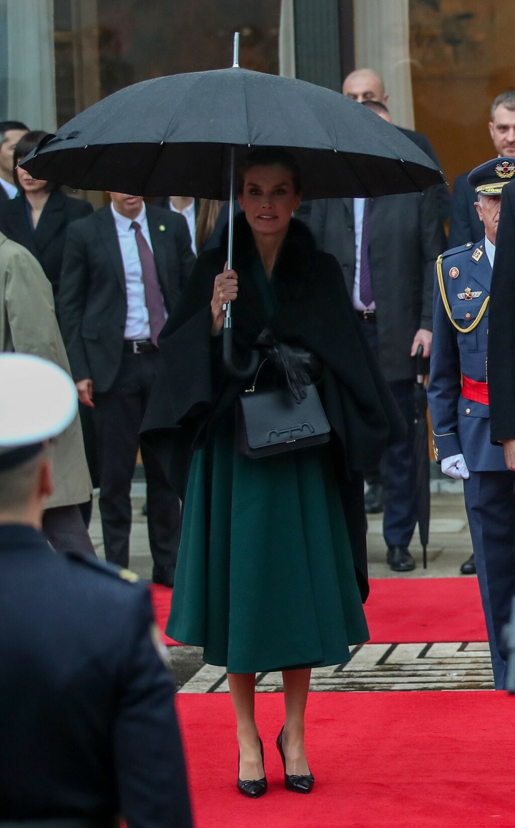 Kraljica Letizia u elegantnoj kombinaciji