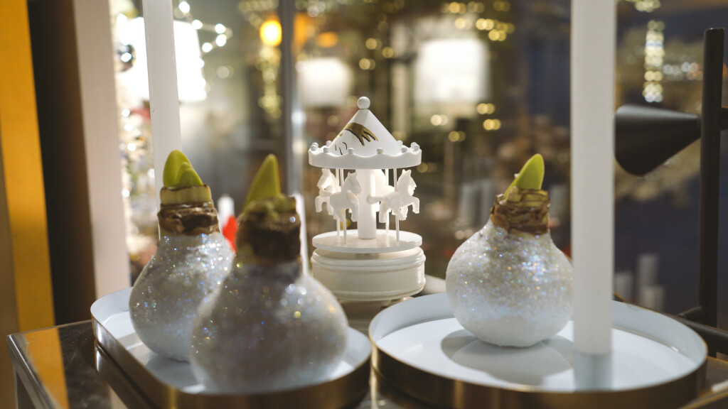 Božićni izlog Saše Šekoranje inspiriran podvodnim svijetom