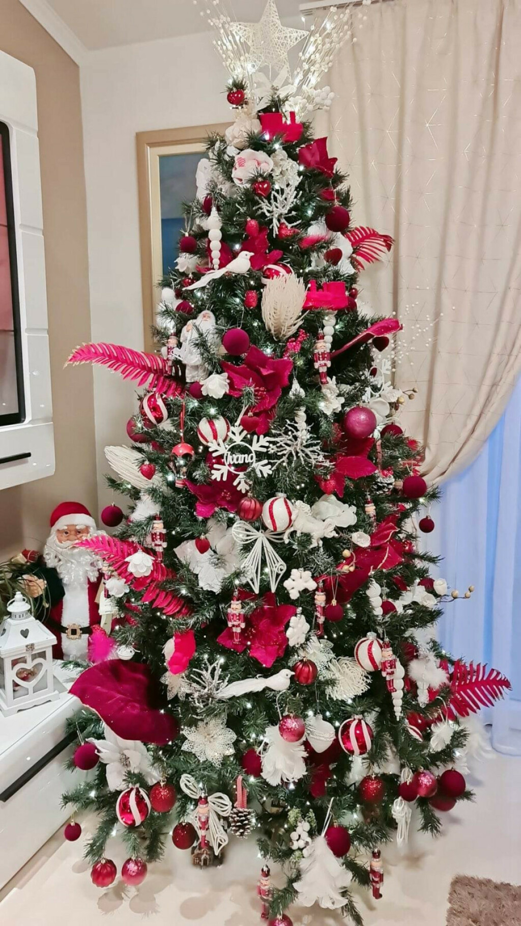 Predivno okićeno božićno drvce Anamarije Malenice iz Solina - 5