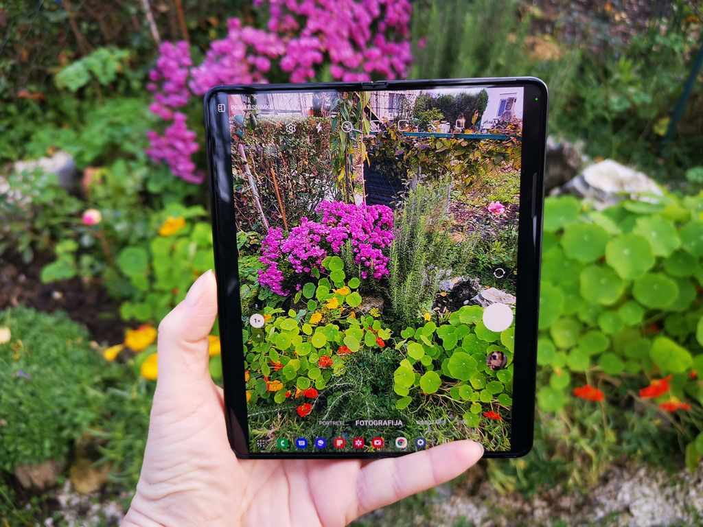 Samsung Galaxy Z Fold4 - 3