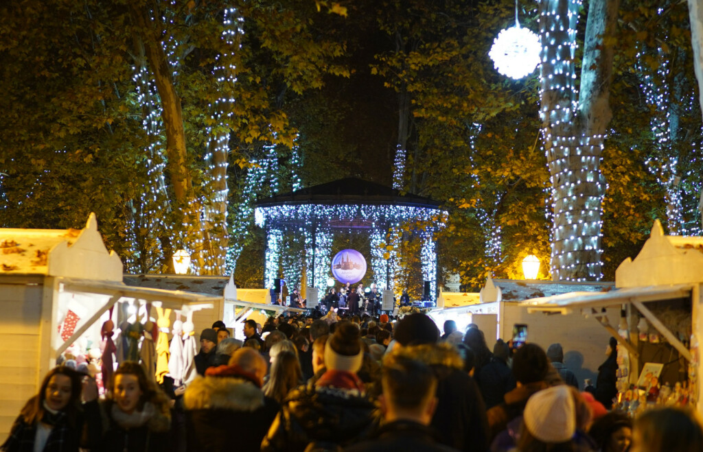 Počeo je još jedan Advent u Zagrebu, a traje do 7. siječnja - 22