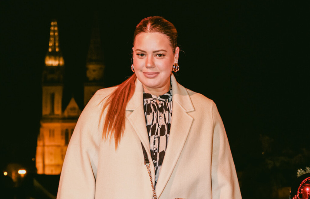 Lucija Lugomer u kaputu s resama iz trgovine Mango - 5