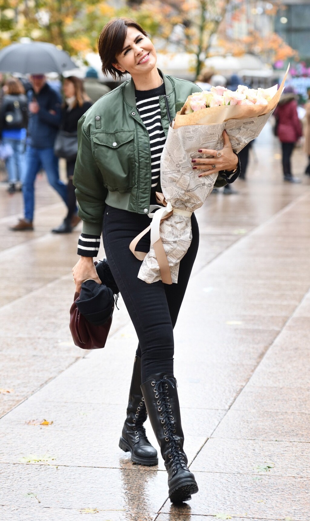 Skinny hlače i visoke čizme odličan su spoj