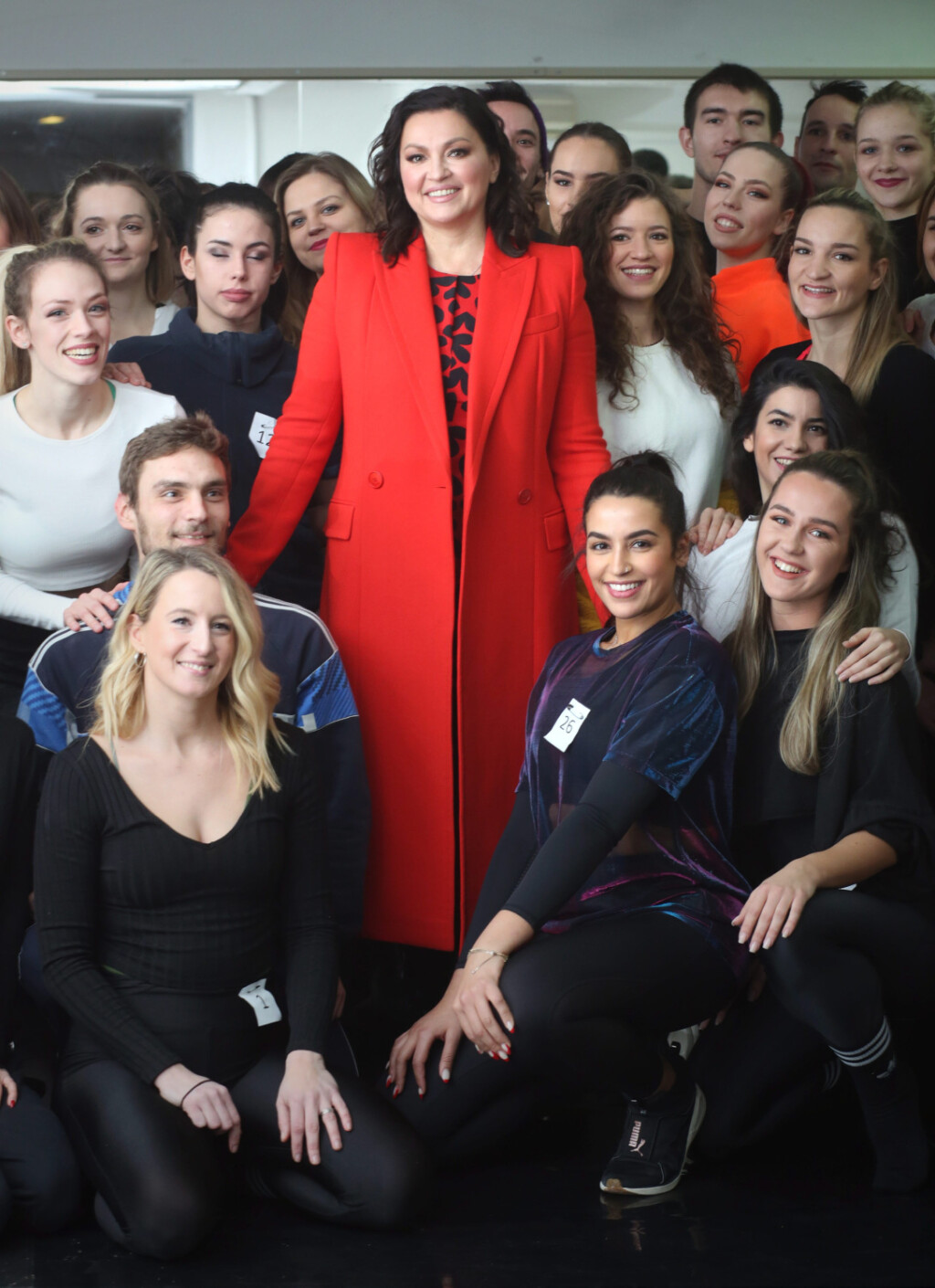 Nina Badrić u crvenom